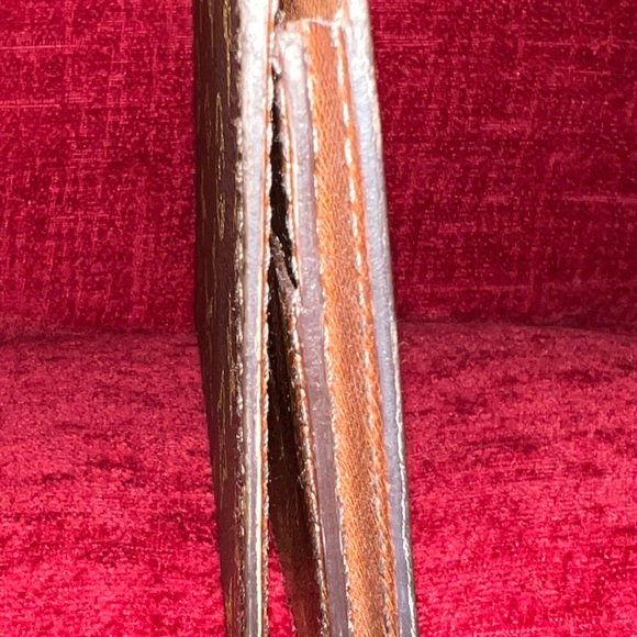 LOUIS VUITTON AUTHENTIC MONOGRAM BIFOLD WALLET WITH GOLD EDGEWARE. EUC. - Picture 8 of 8